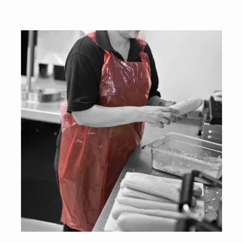 APRON ON A ROLL POLYTHENE RED 1x1000